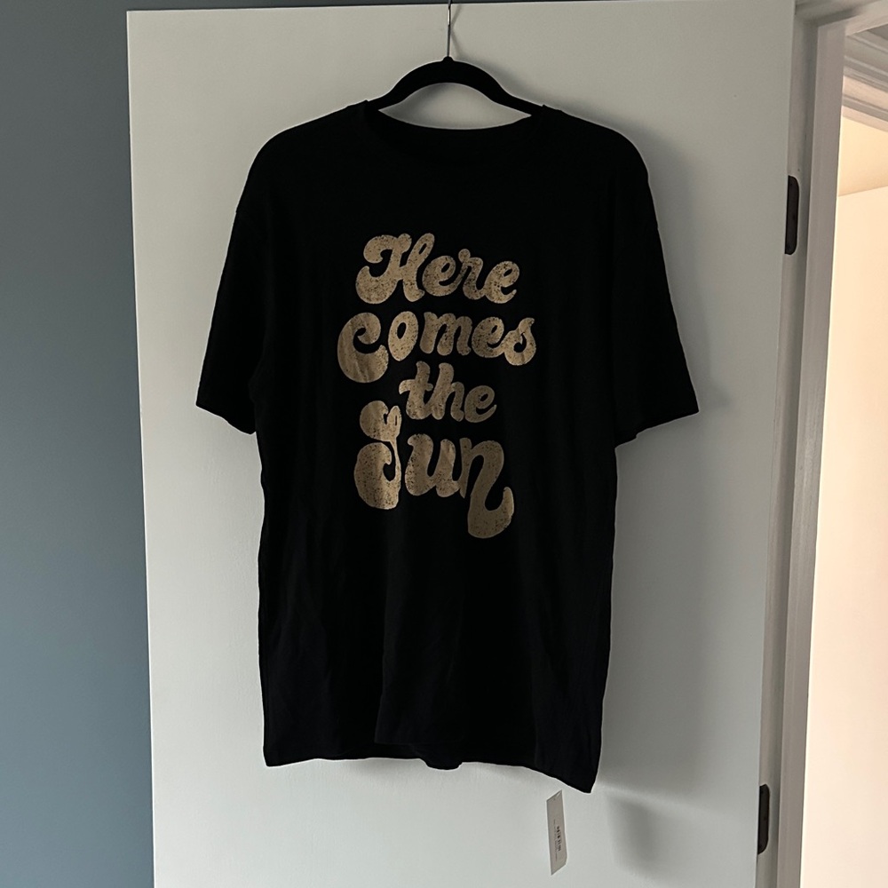 Black and Gold Graphic Tee